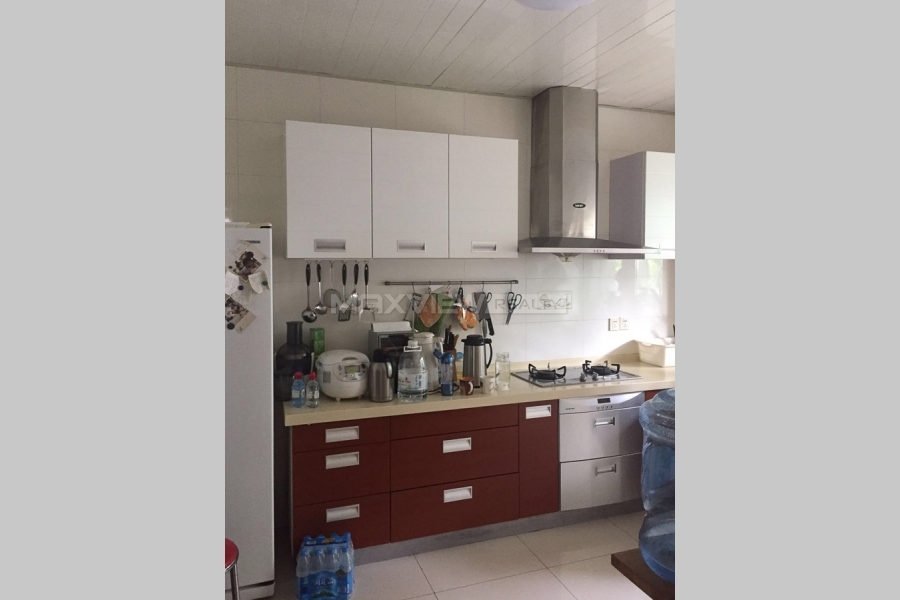 Golden Lough&nbsp;3bedroom&nbsp;200sqm&nbsp;&yen;18,000&nbsp;PRS0065