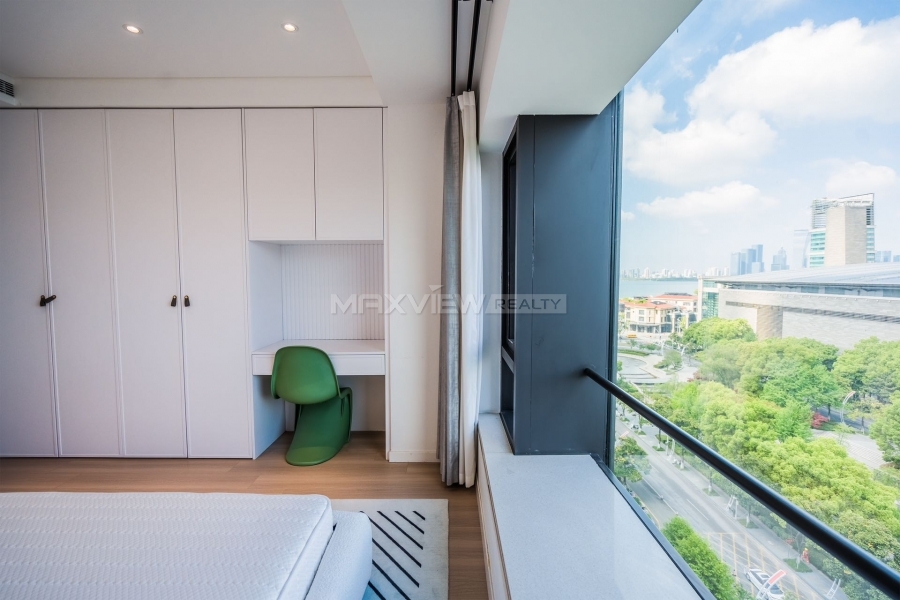 Eslite Residence