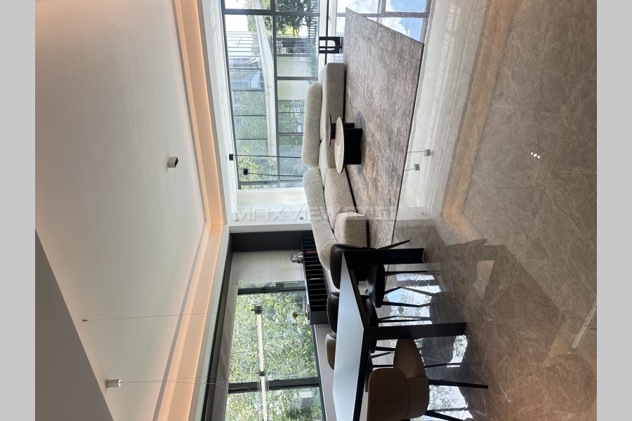 YiHeLingLong&nbsp;4bedroom&nbsp;242sqm&nbsp;&yen;22,000&nbsp;18913