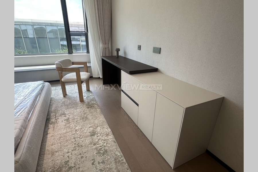YiHeLingLong&nbsp;4bedroom&nbsp;242sqm&nbsp;&yen;22,000&nbsp;18913