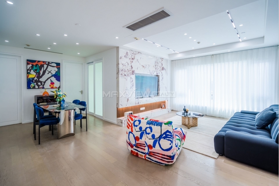 Eslite Residence